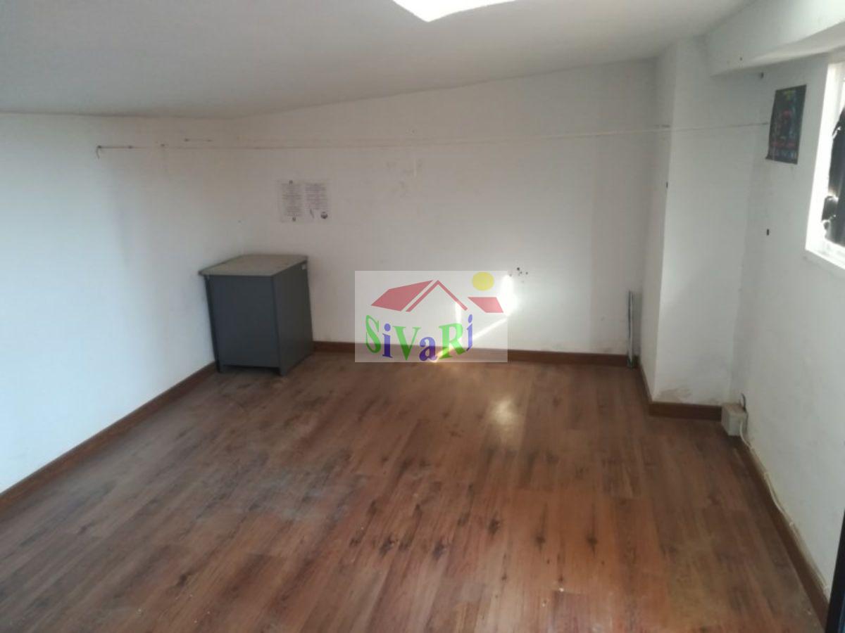 For sale of chalet in Cieza