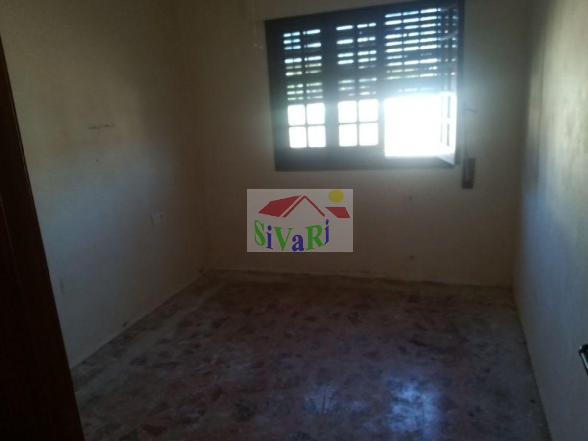 For sale of chalet in Cieza