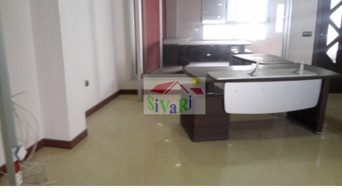 For sale of office in Cieza