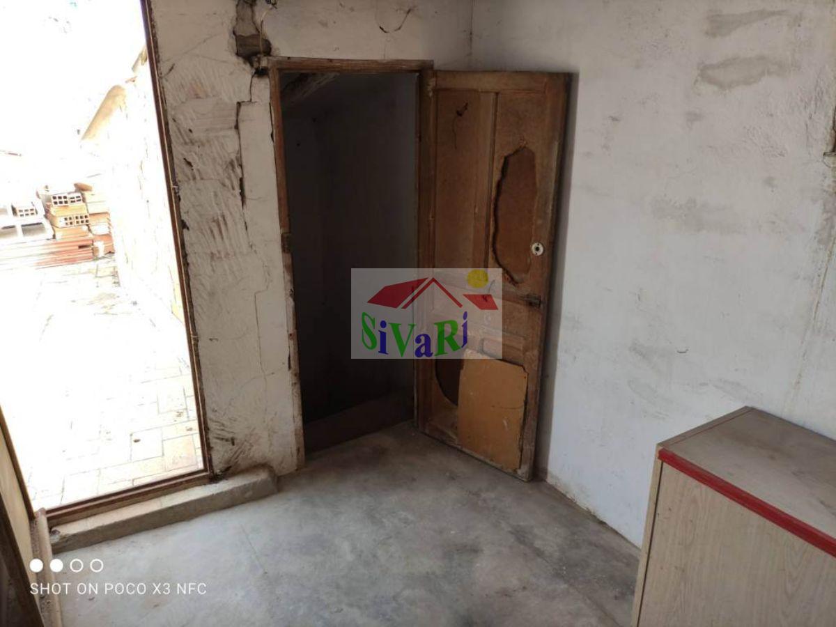 For sale of house in Yecla