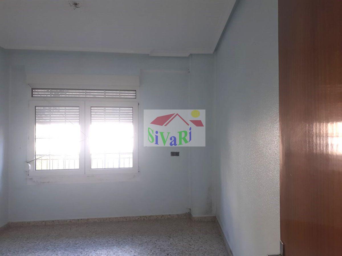 For sale of flat in Yecla