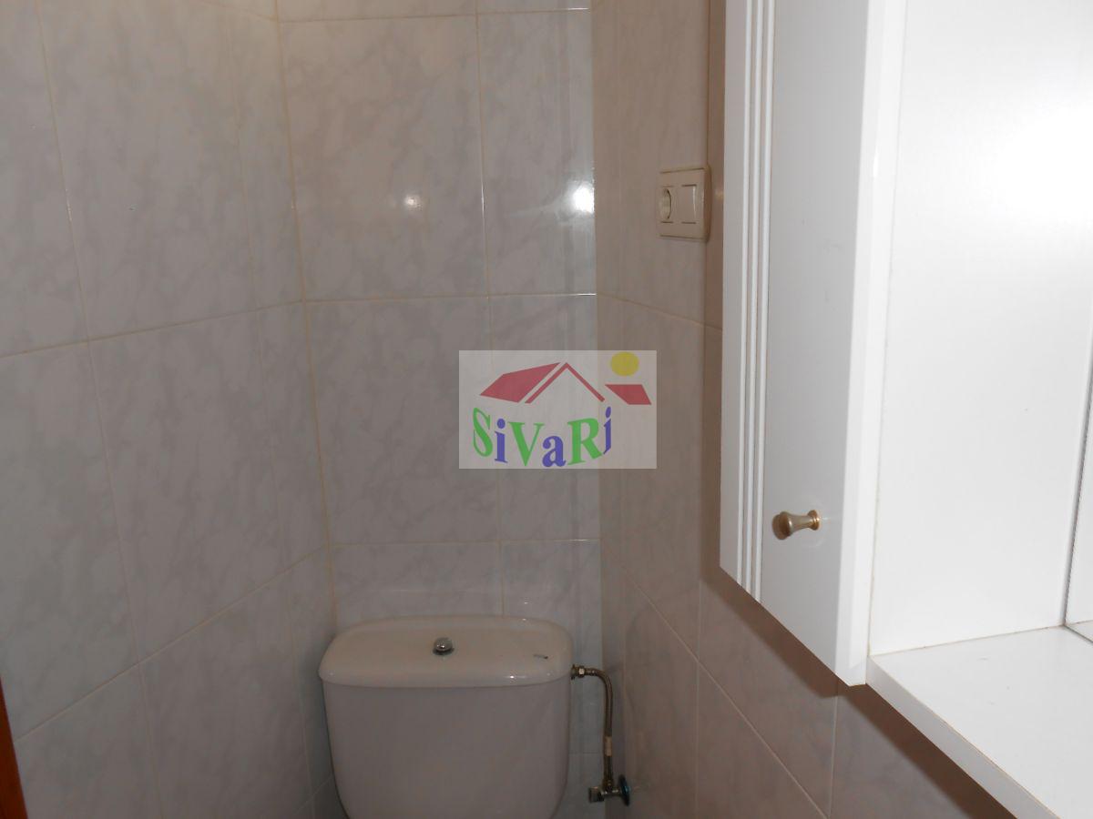 For sale of flat in Abarán