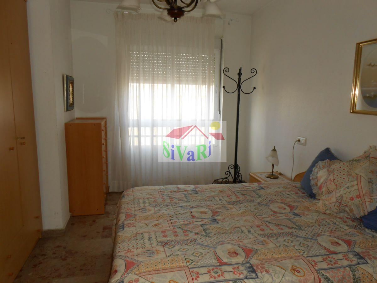 For sale of flat in Abarán