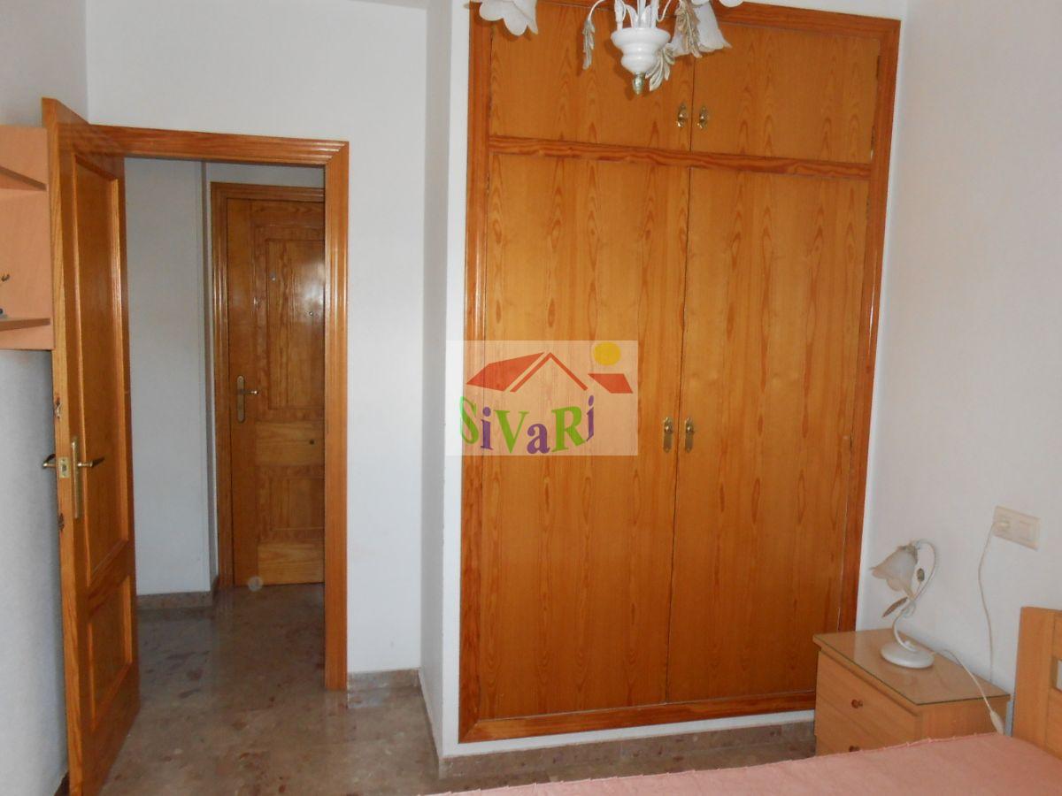 For sale of flat in Abarán