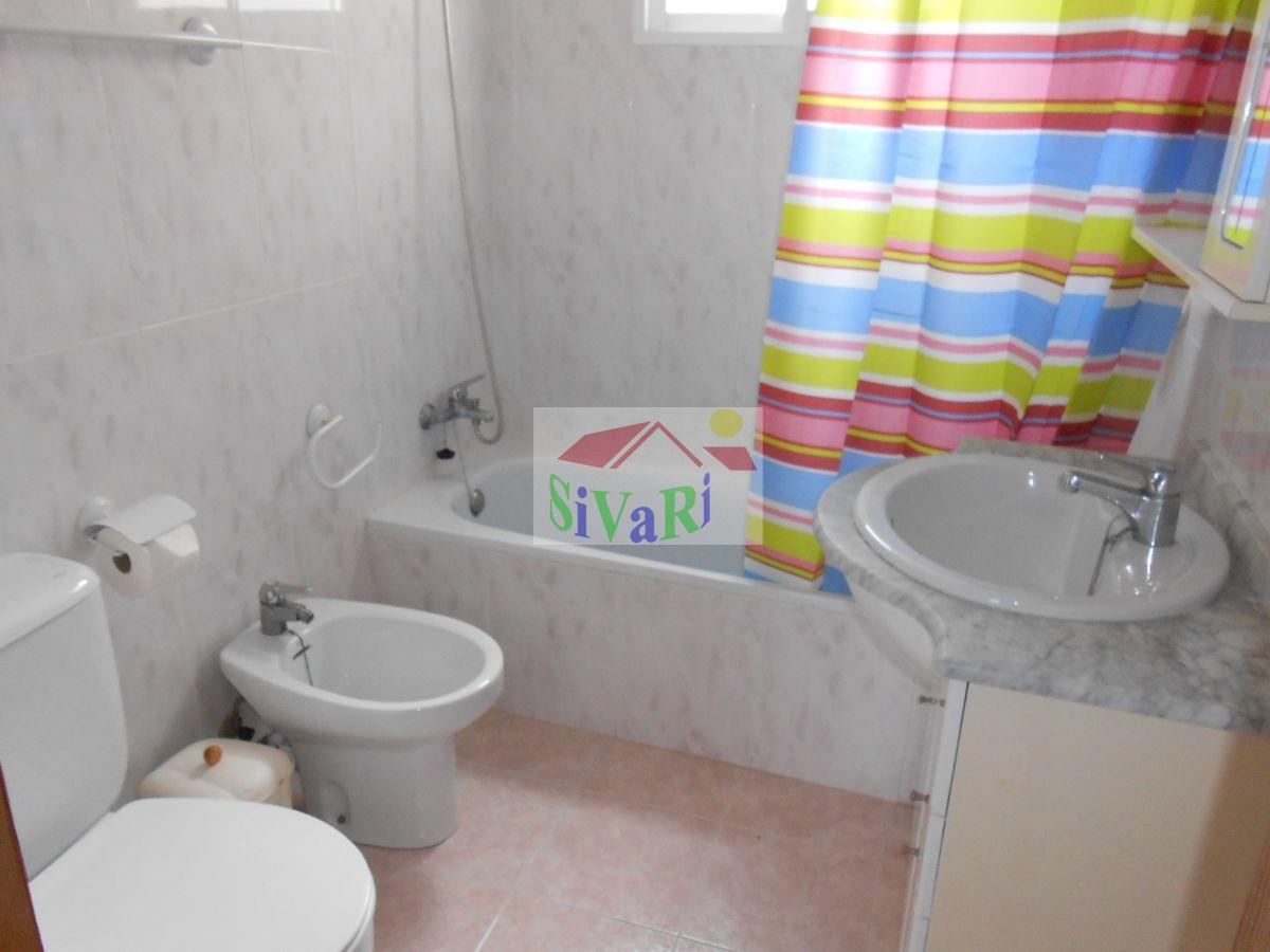 For sale of flat in Abarán