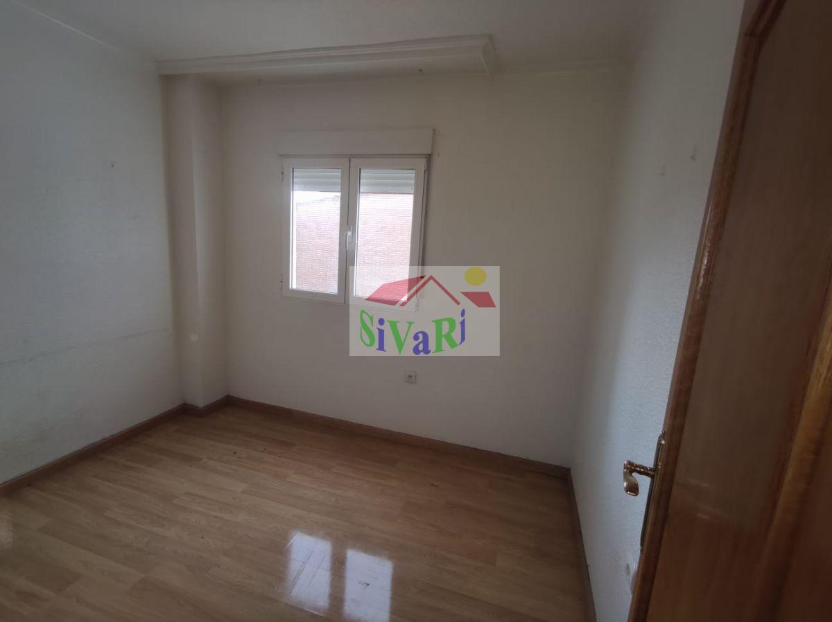 For sale of flat in Yecla