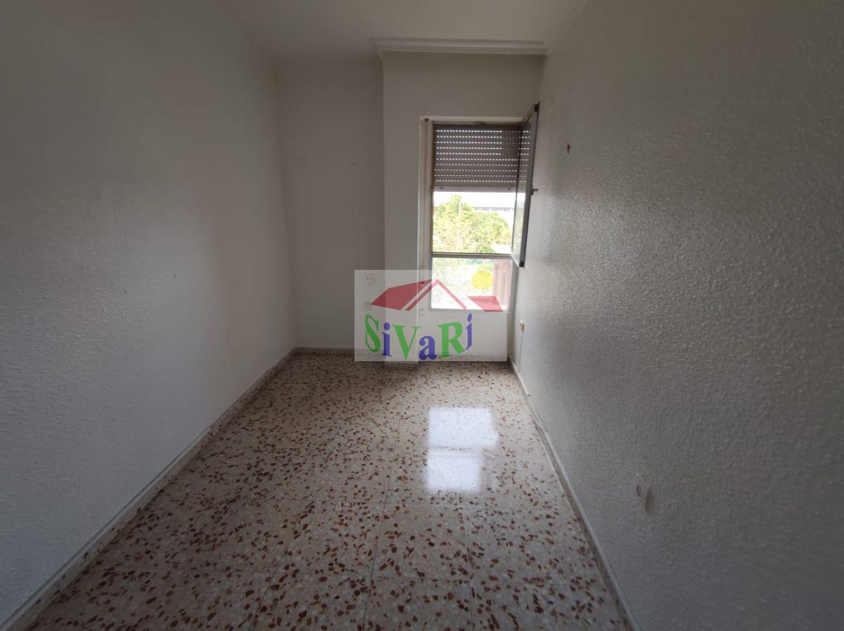 For sale of flat in Yecla