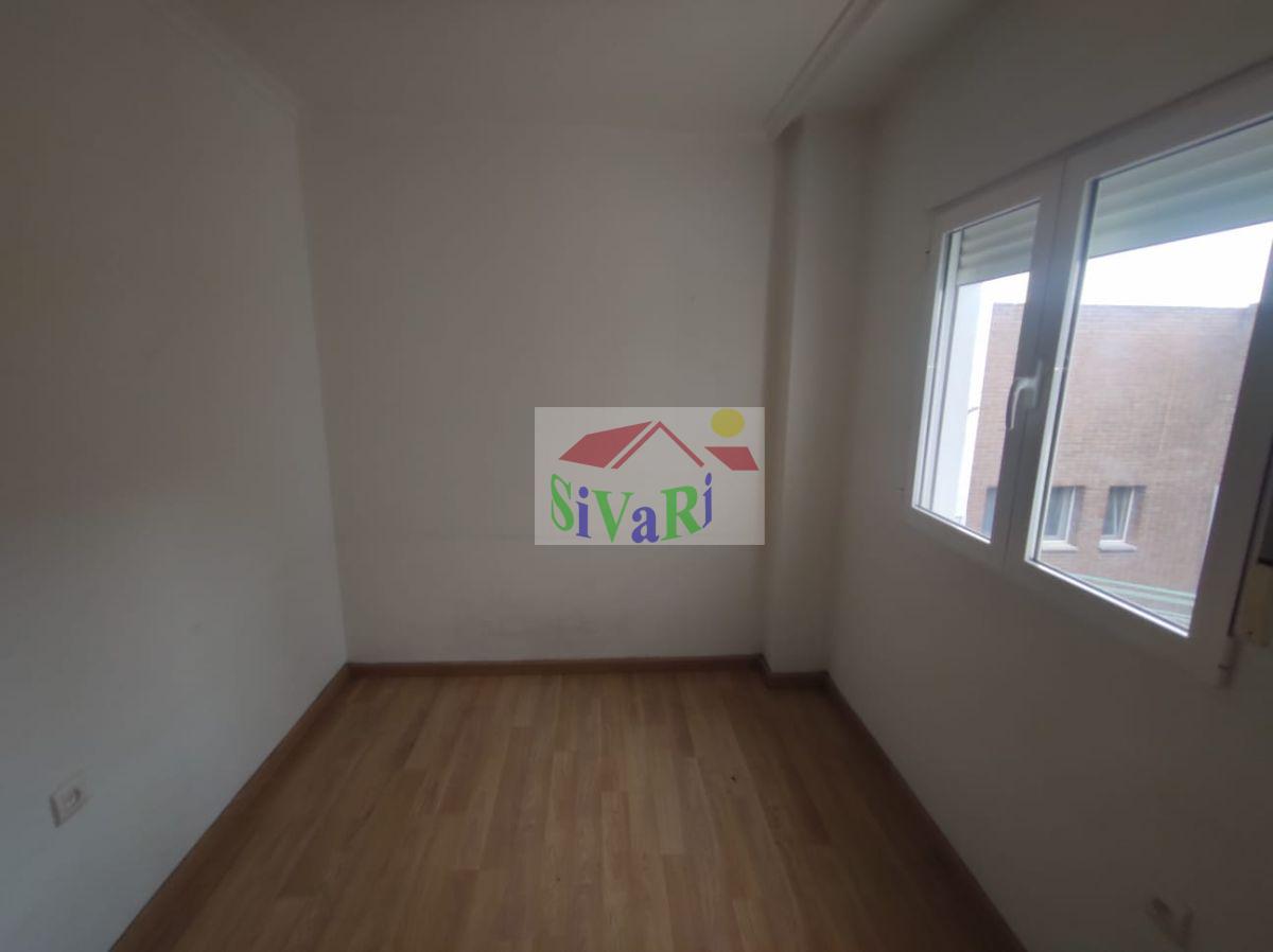 For sale of flat in Yecla