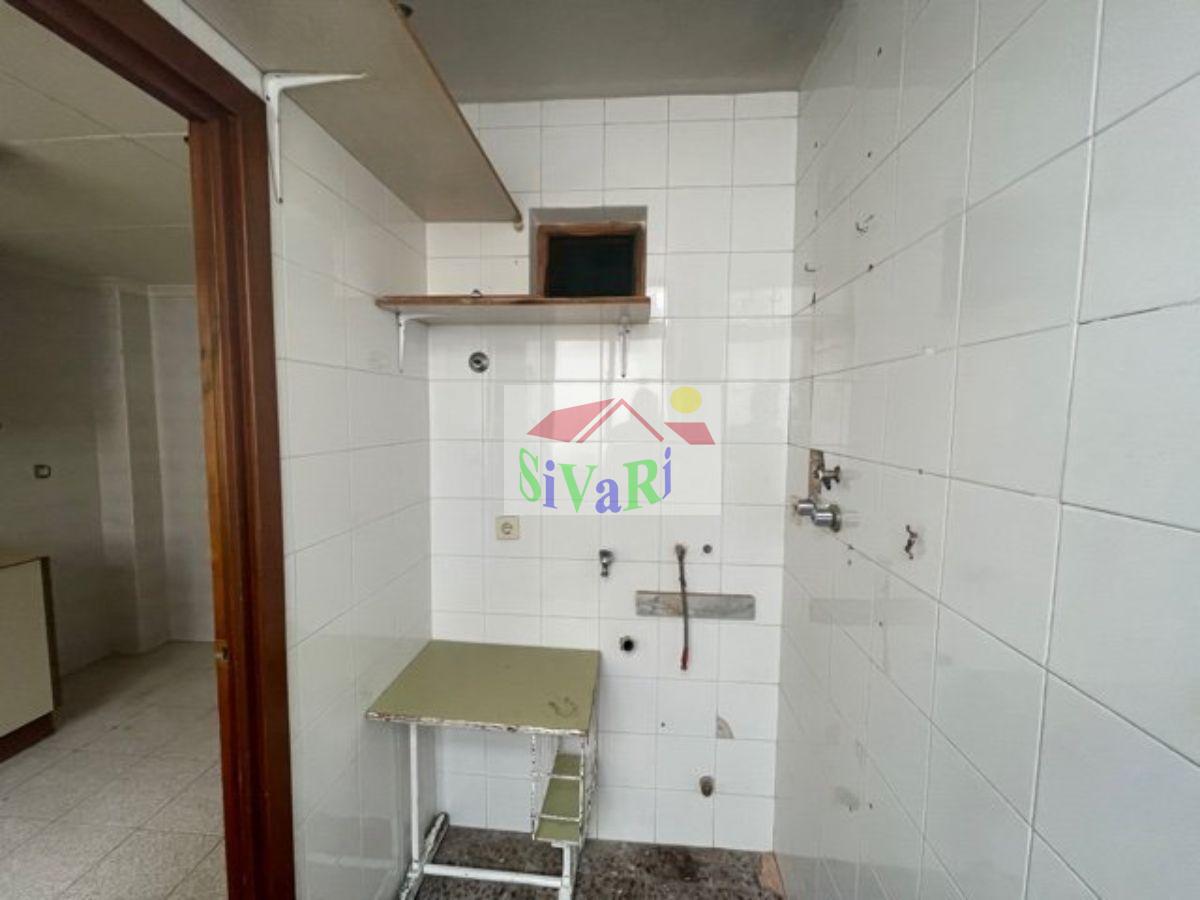 For sale of flat in Yecla