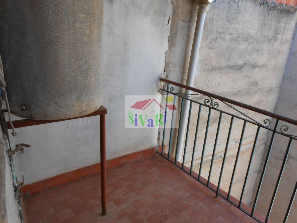 For sale of house in Abarán