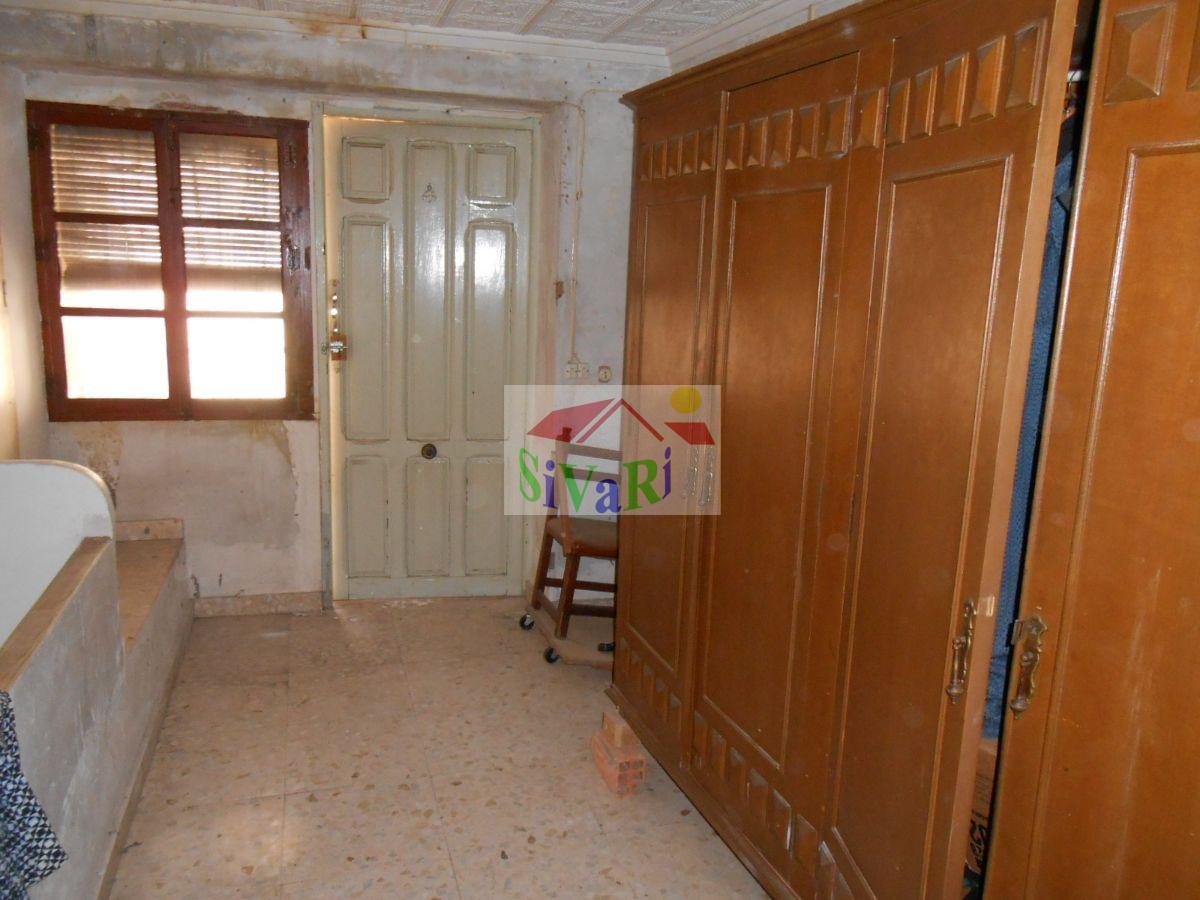 For sale of house in Abarán