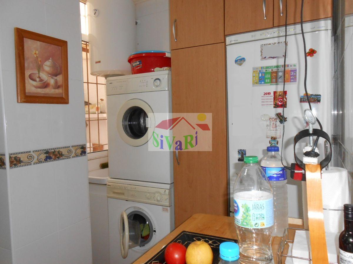 For sale of flat in Abarán