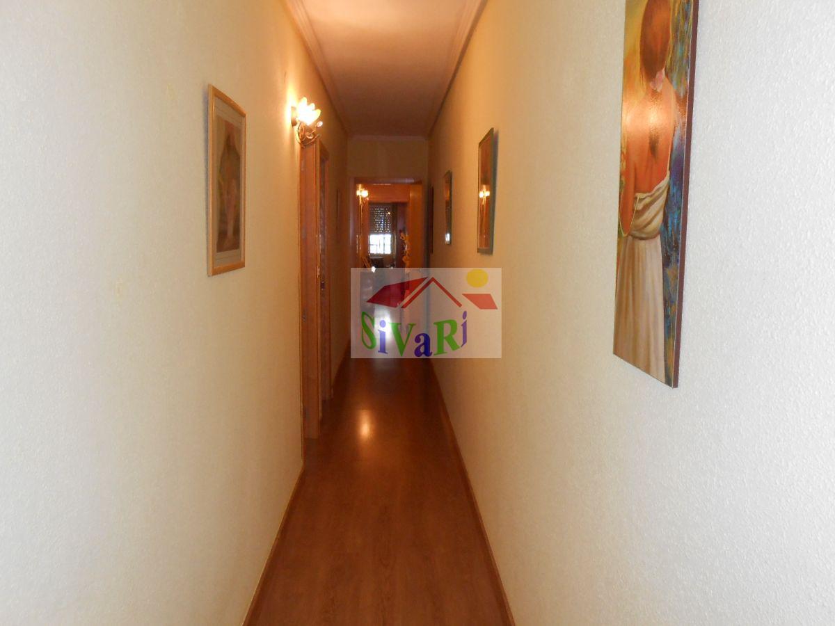 For sale of flat in Abarán