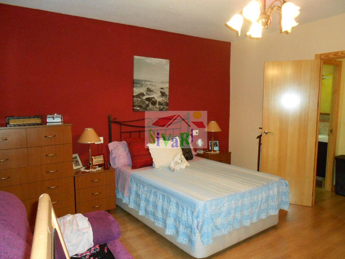 For sale of flat in Abarán