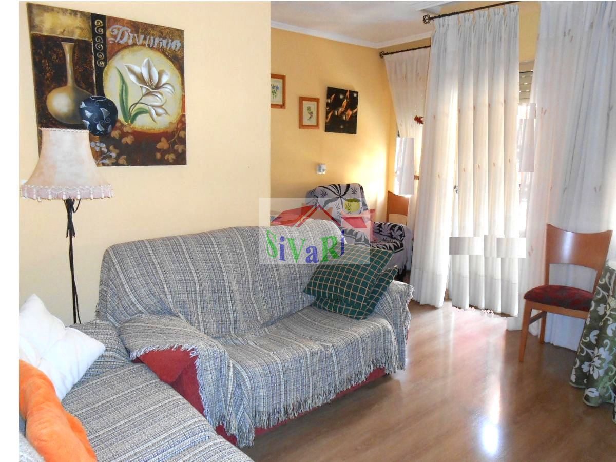 For sale of flat in Abarán