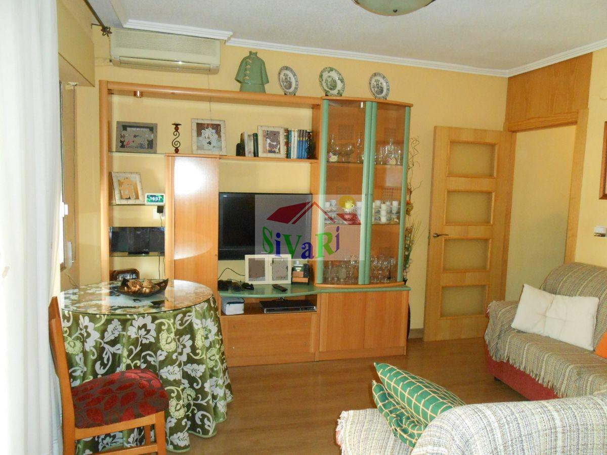 For sale of flat in Abarán