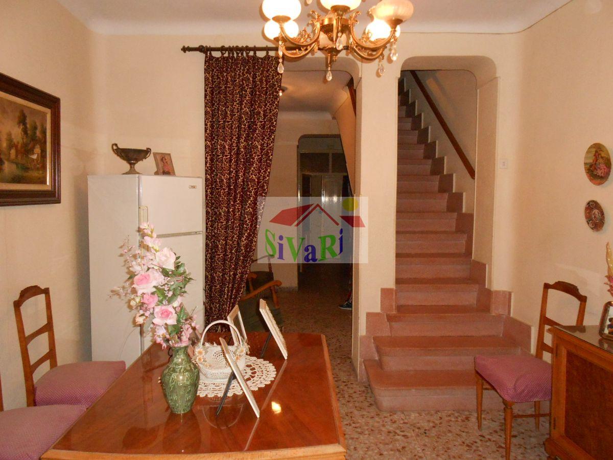 For sale of house in Abarán