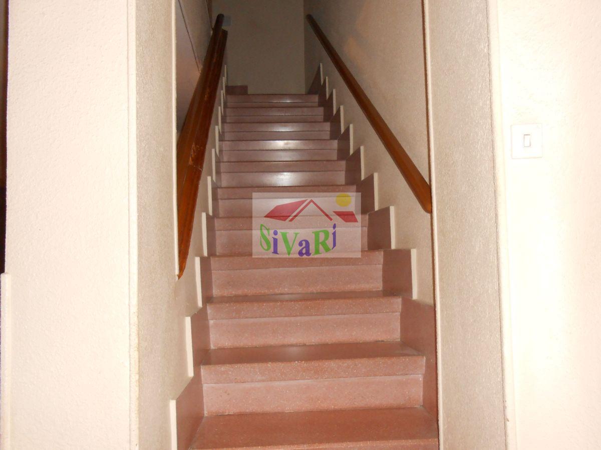 For sale of house in Abarán