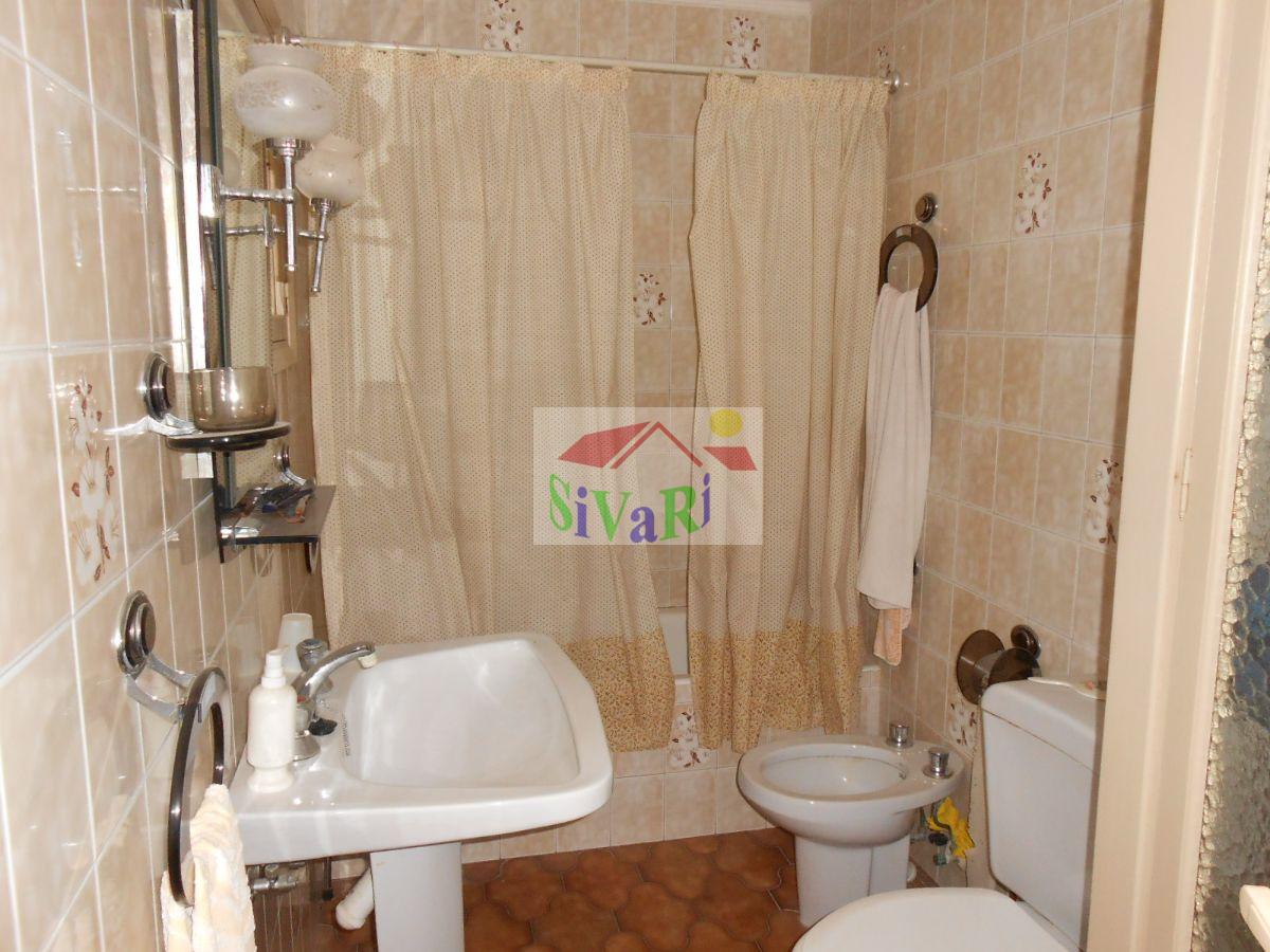 For sale of house in Abarán