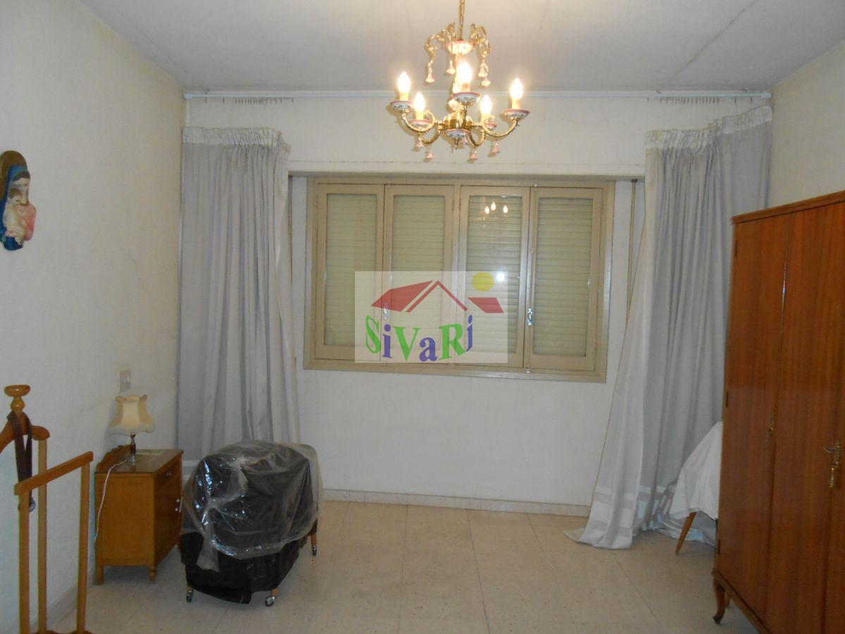 For sale of house in Abarán