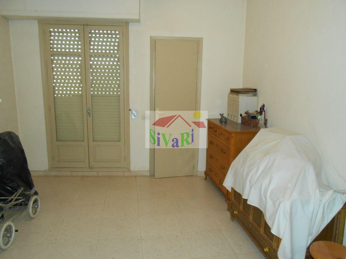 For sale of house in Abarán