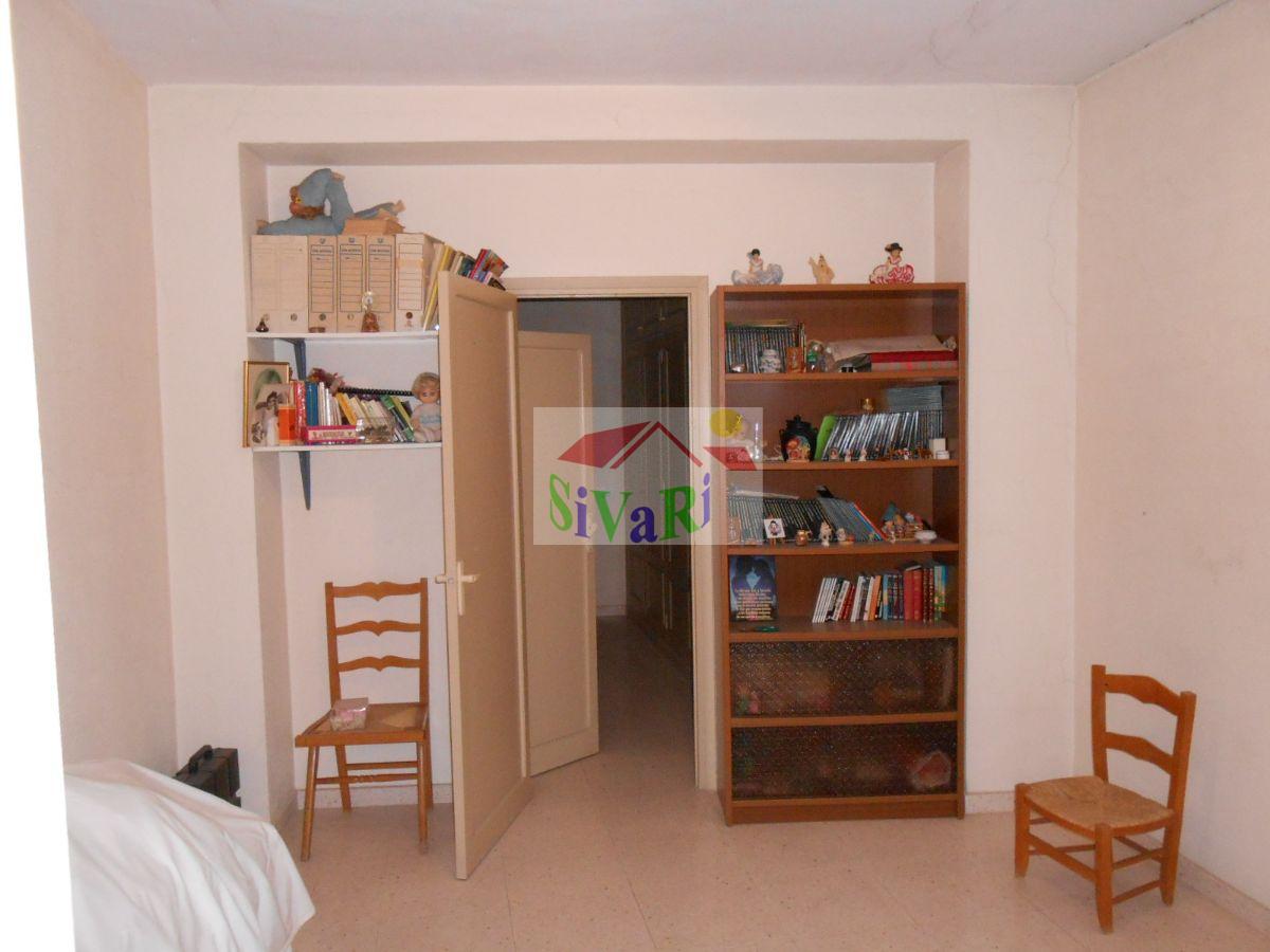 For sale of house in Abarán