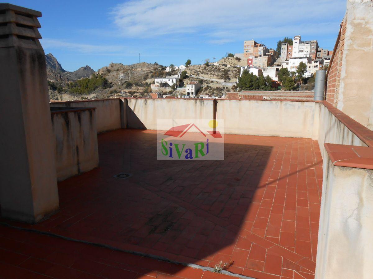 For sale of house in Abarán