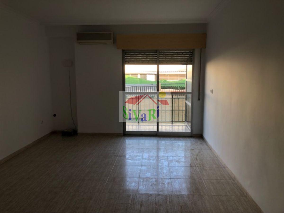 For sale of flat in Puente Tocinos