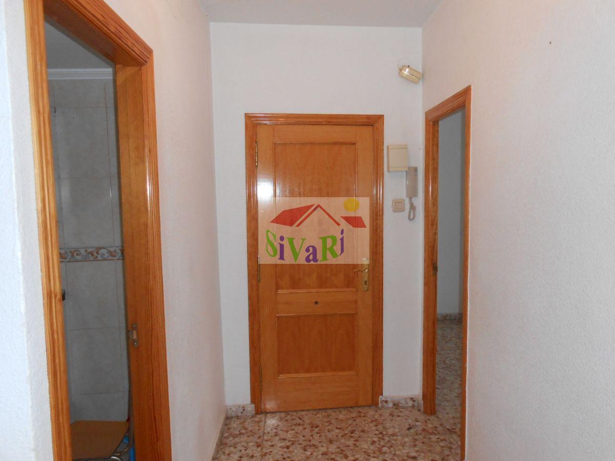 For sale of flat in Abarán