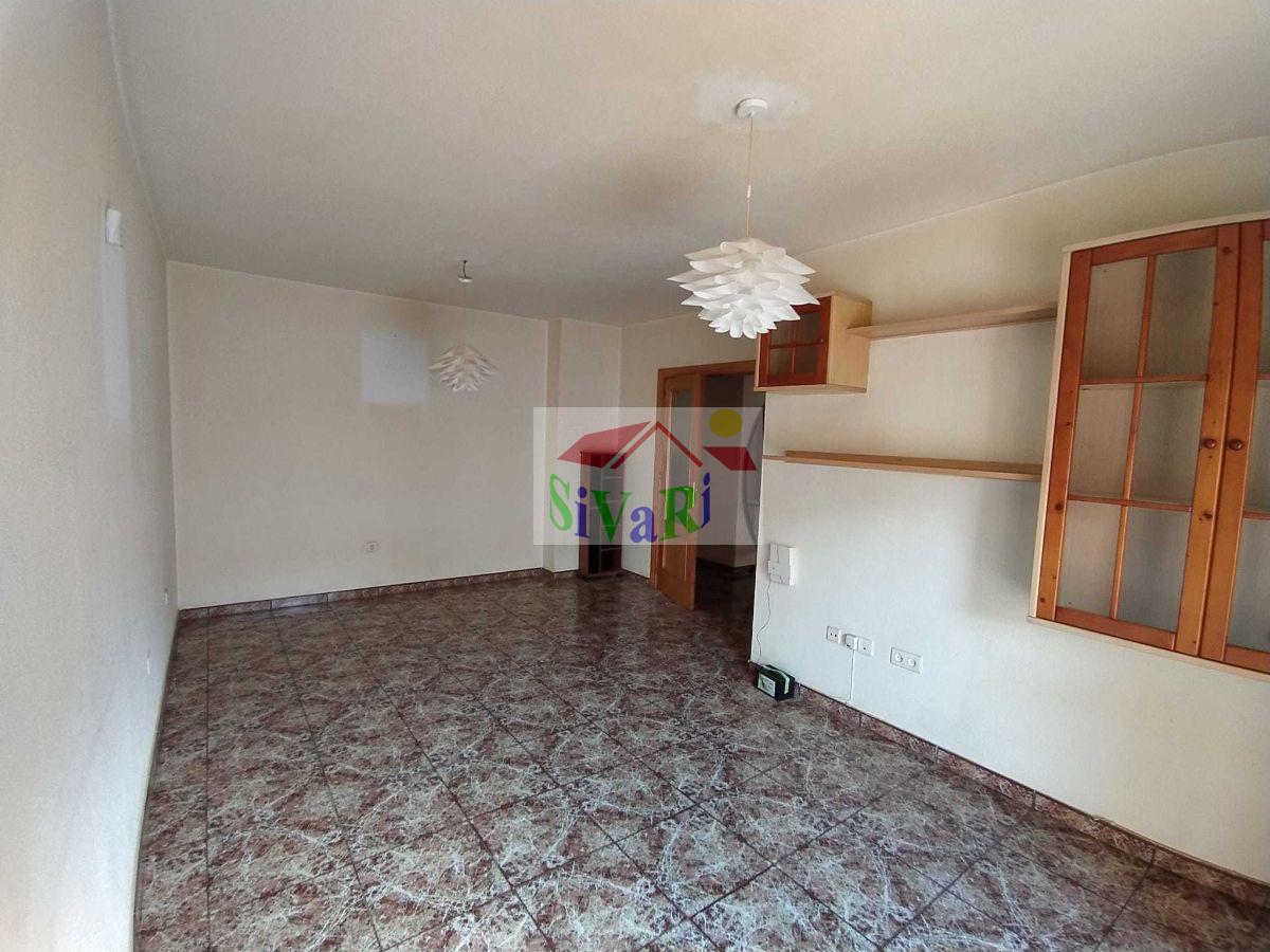 For sale of flat in Abarán