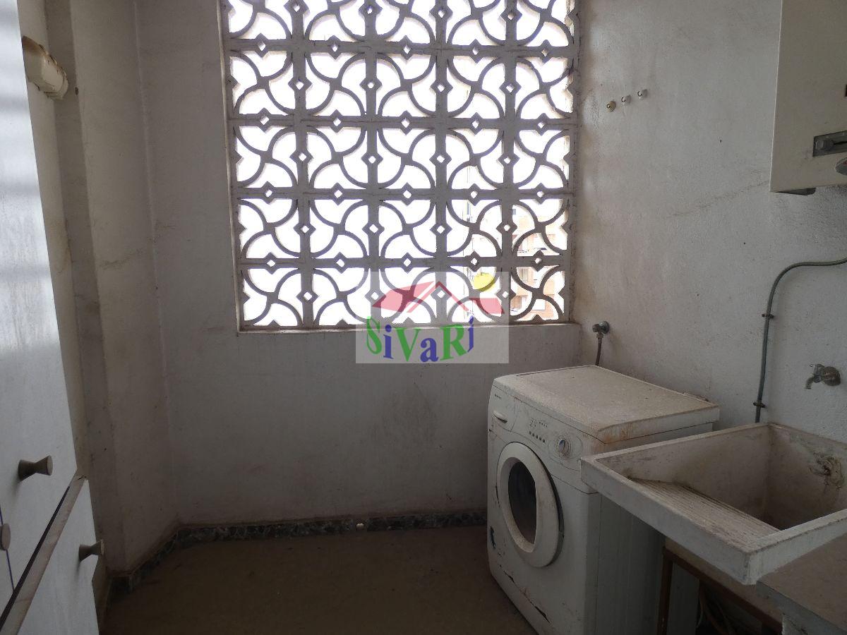 For sale of flat in Alcantarilla