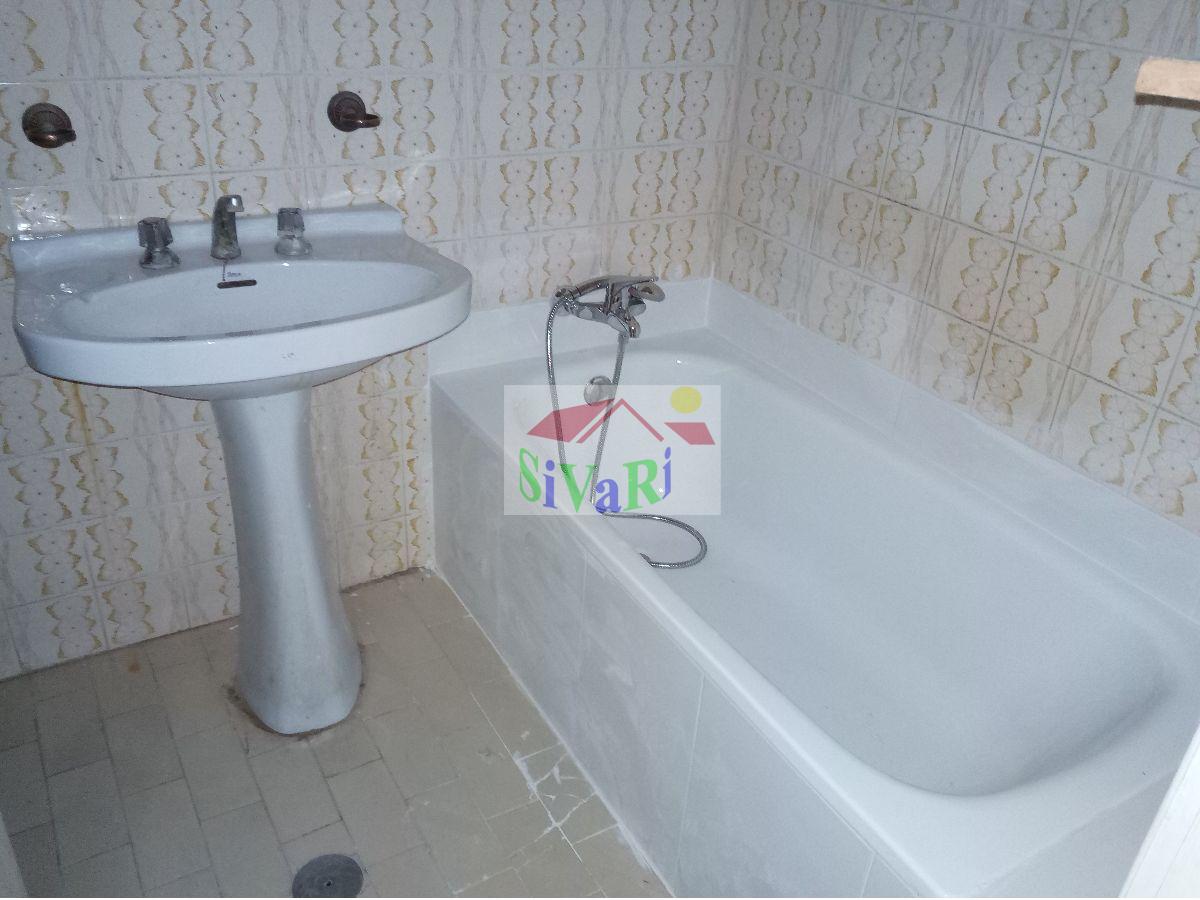 For sale of flat in Alcantarilla