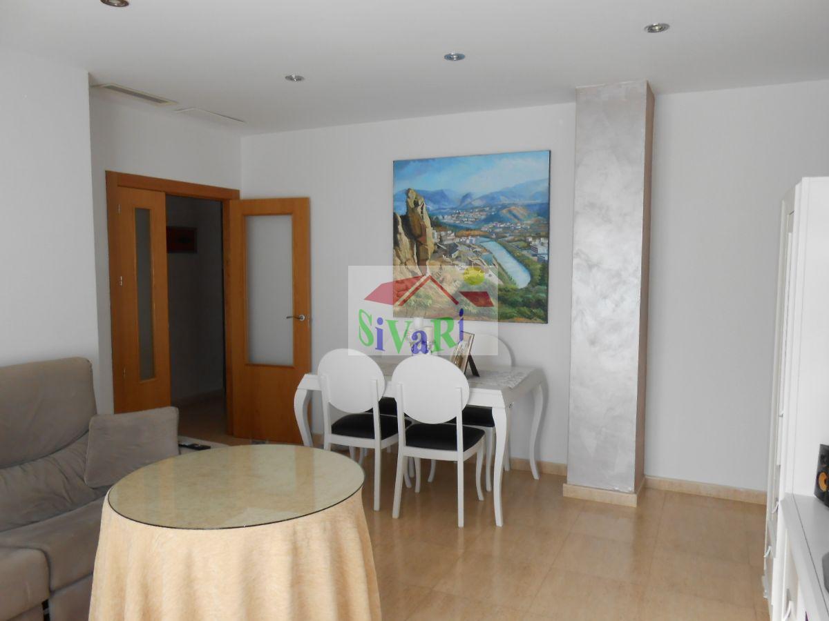 For sale of flat in Abarán