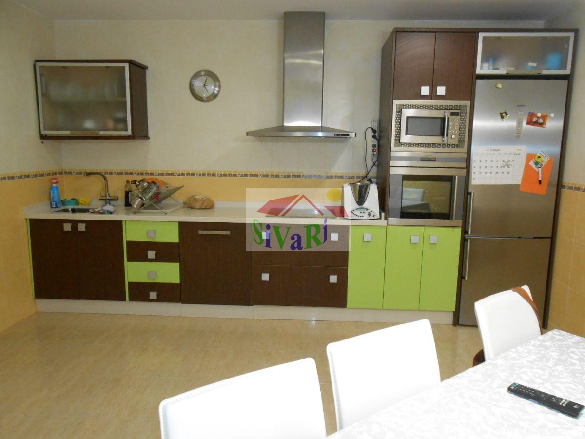 For sale of flat in Abarán