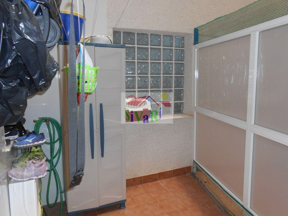 For sale of flat in Abarán