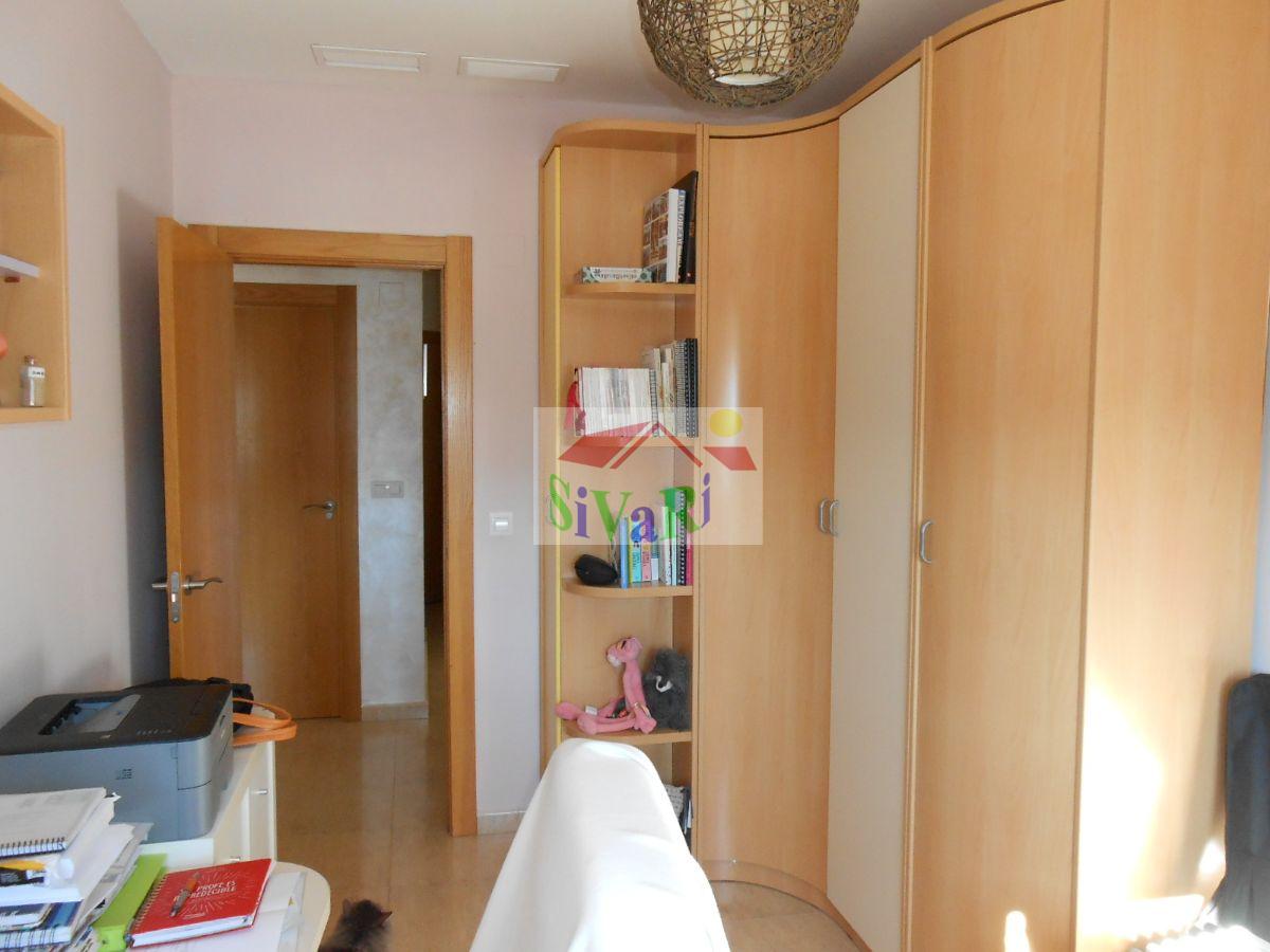 For sale of flat in Abarán