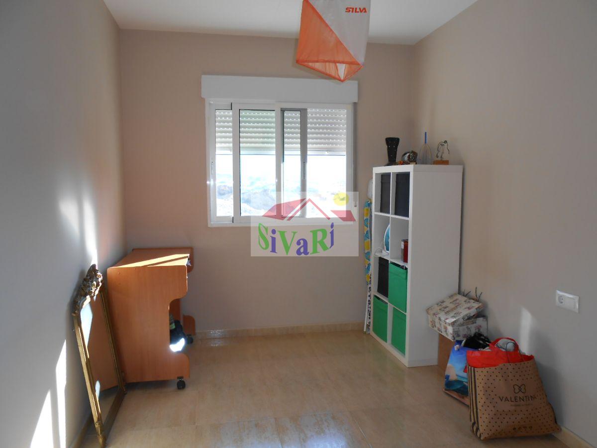 For sale of flat in Abarán