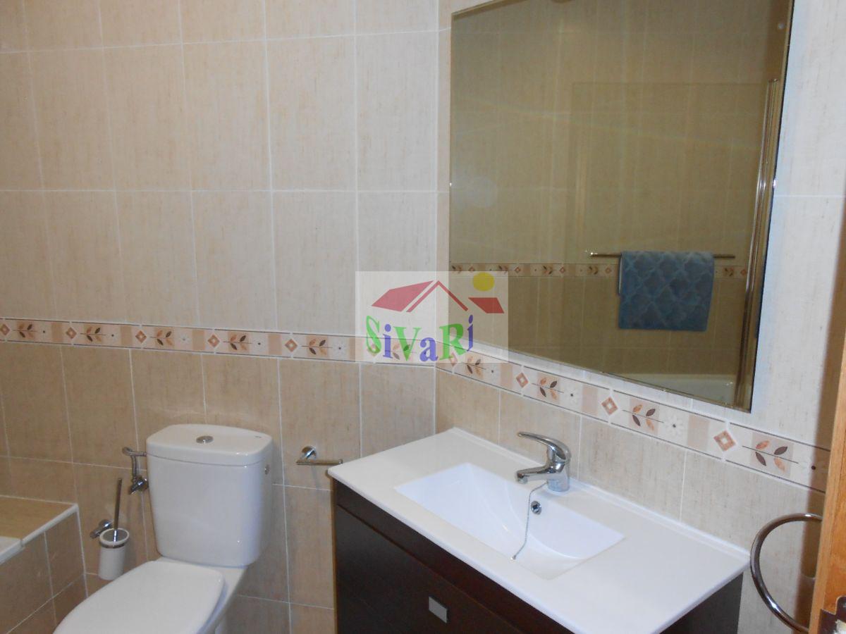 For sale of flat in Abarán