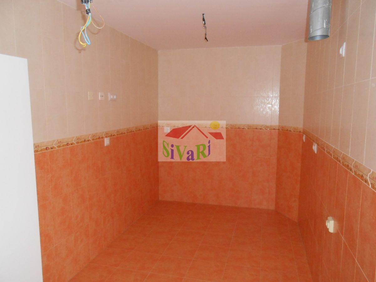 For sale of flat in Abarán