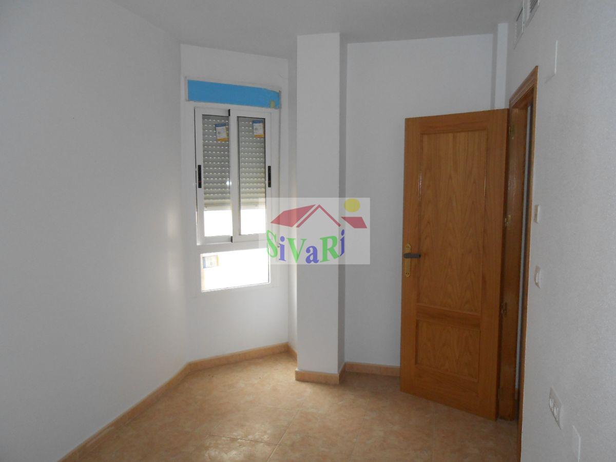 For sale of flat in Abarán