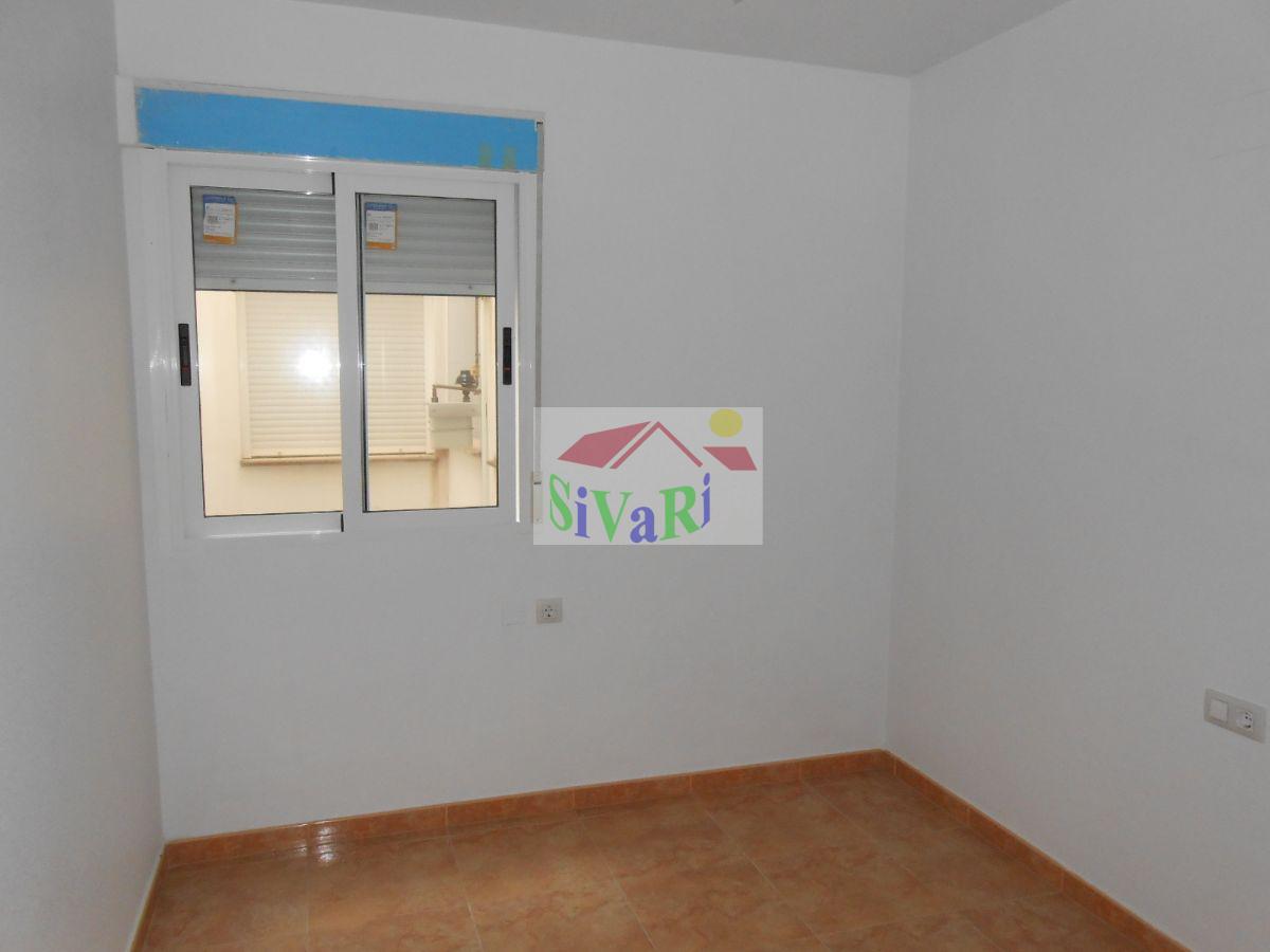 For sale of flat in Abarán