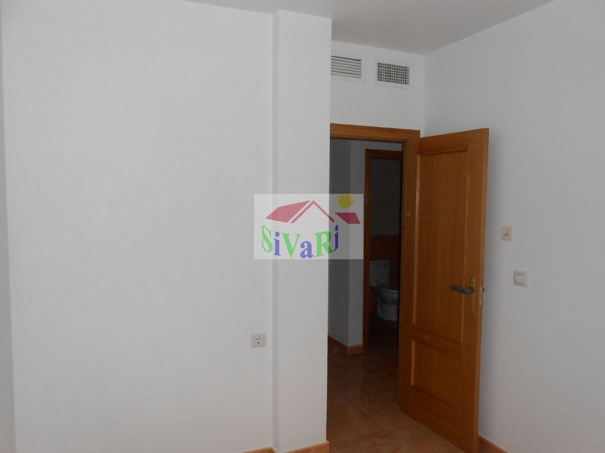 For sale of flat in Abarán