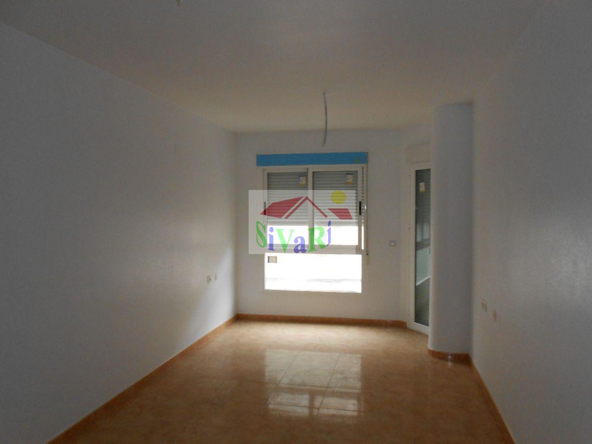 For sale of flat in Abarán