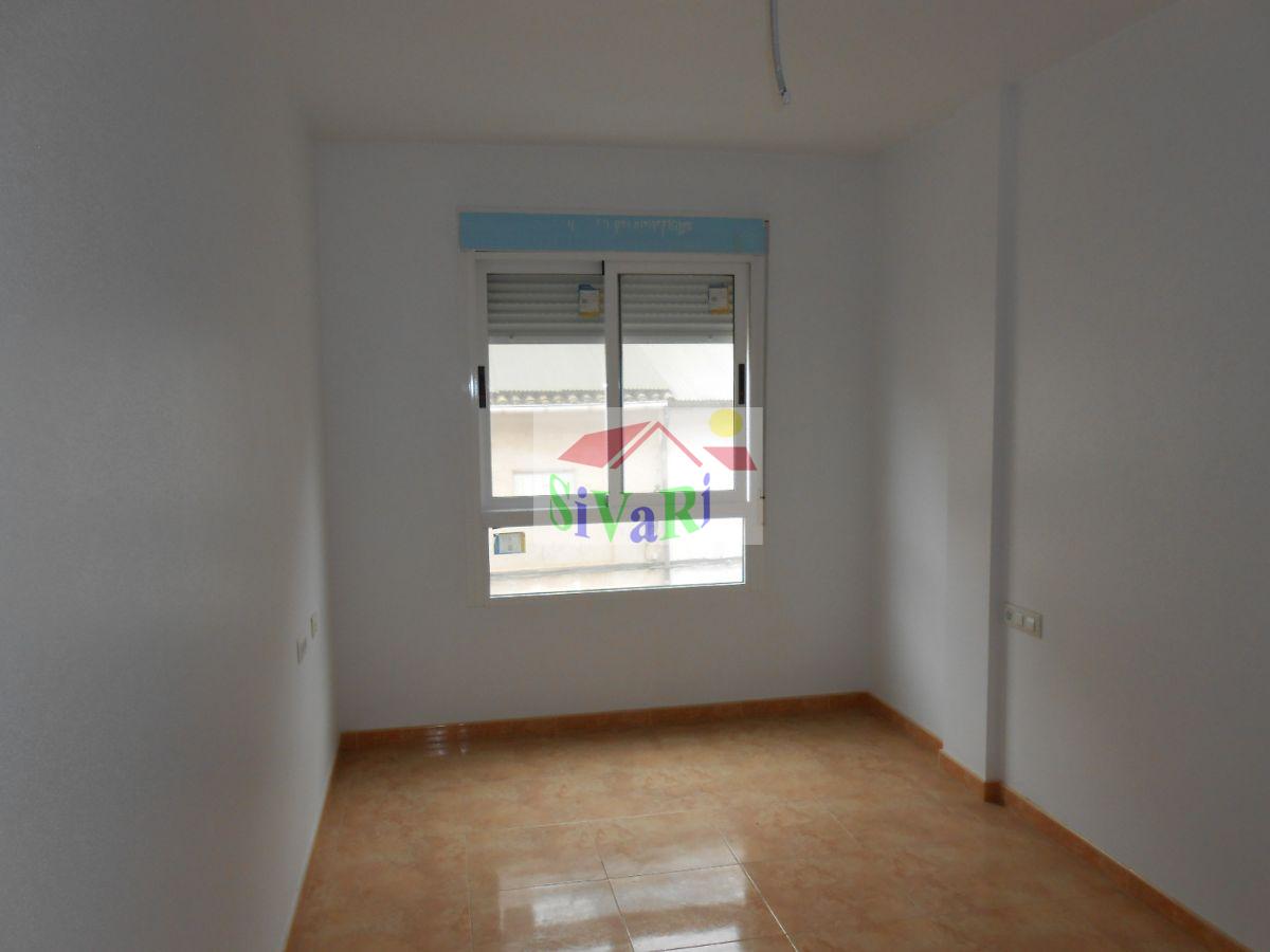 For sale of flat in Abarán