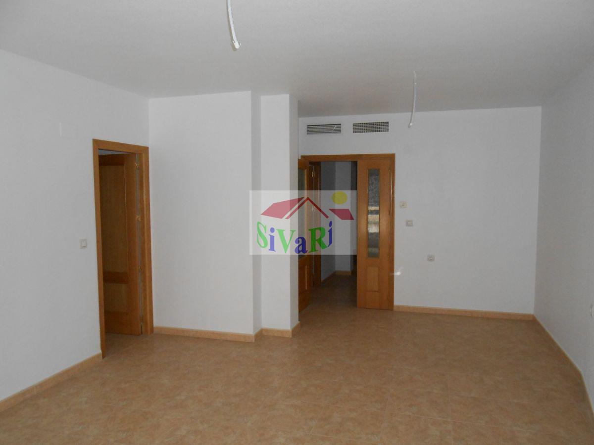 For sale of flat in Abarán