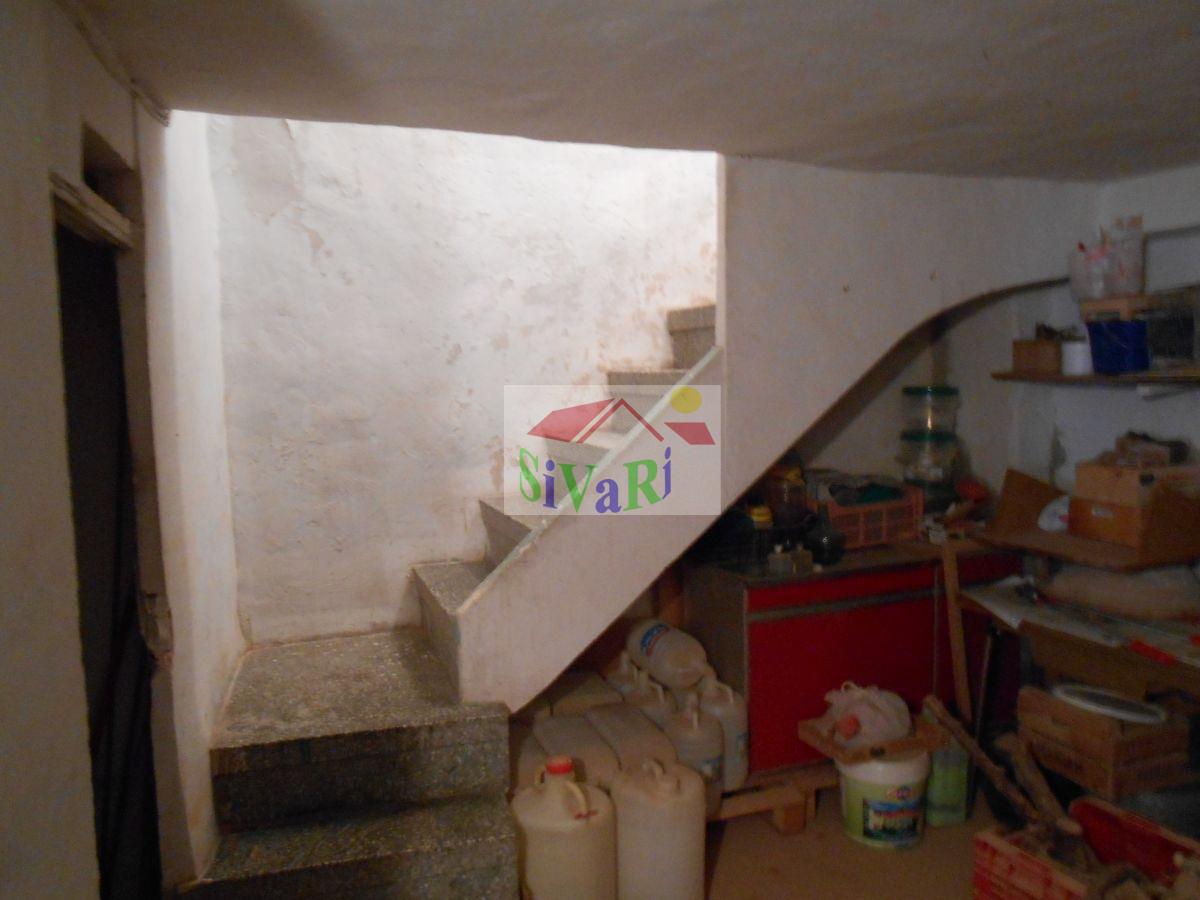 For sale of house in Abarán