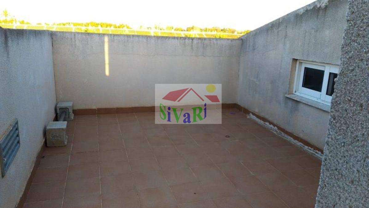 Venta de dúplex en Los Alcázares