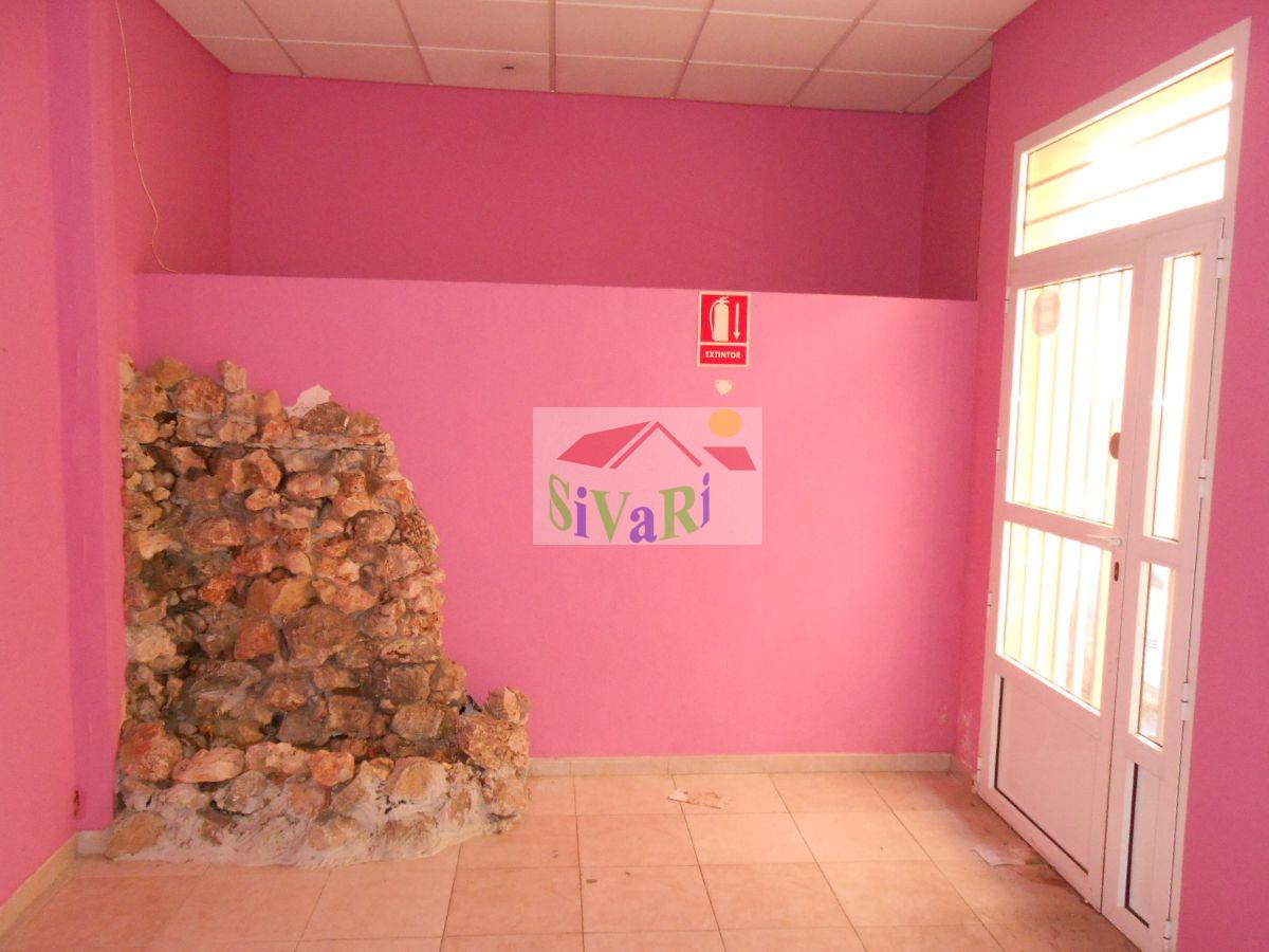 For rent of commercial in Abarán