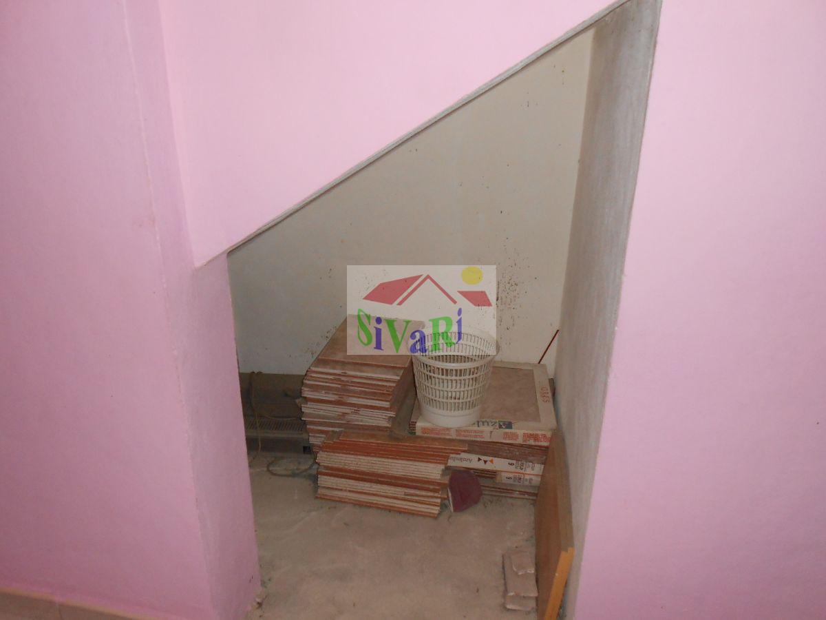 For rent of commercial in Abarán