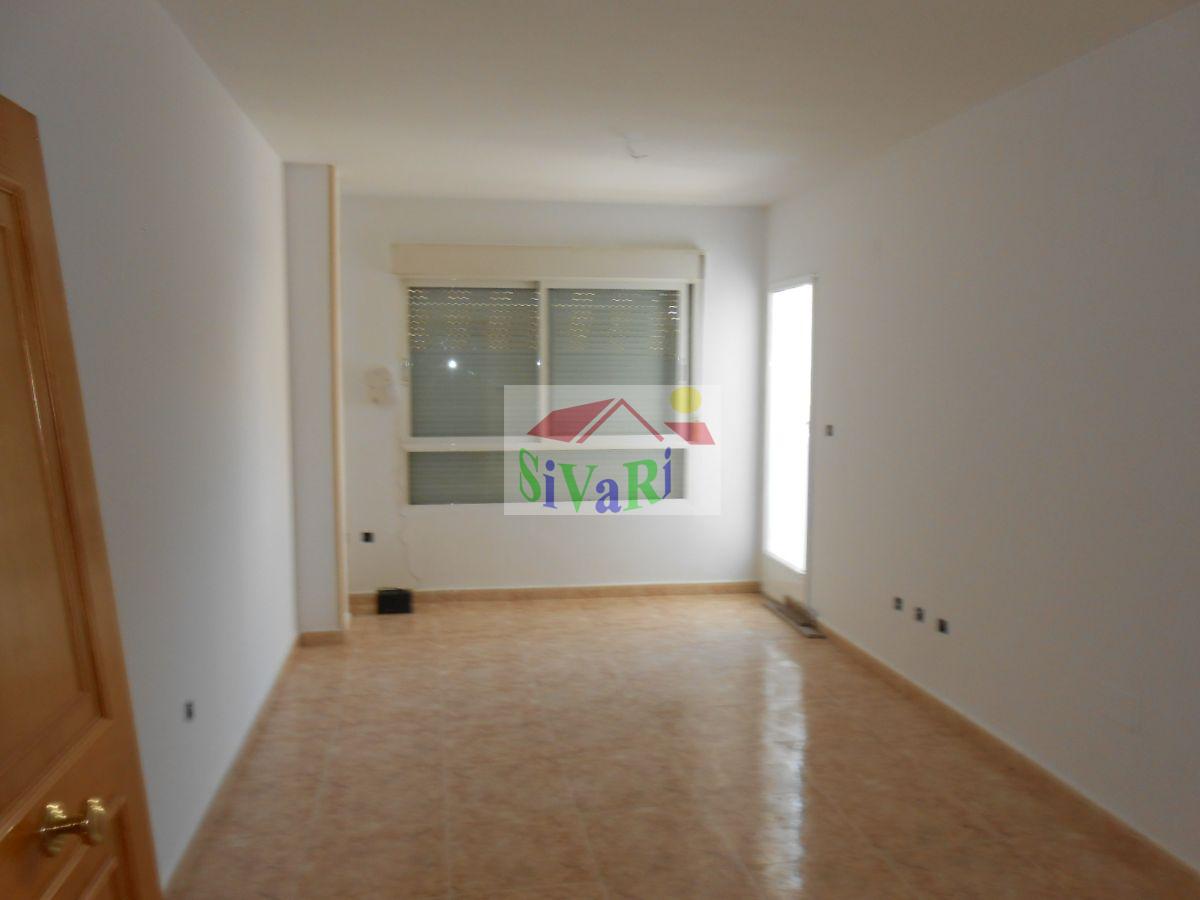 For sale of flat in Abarán